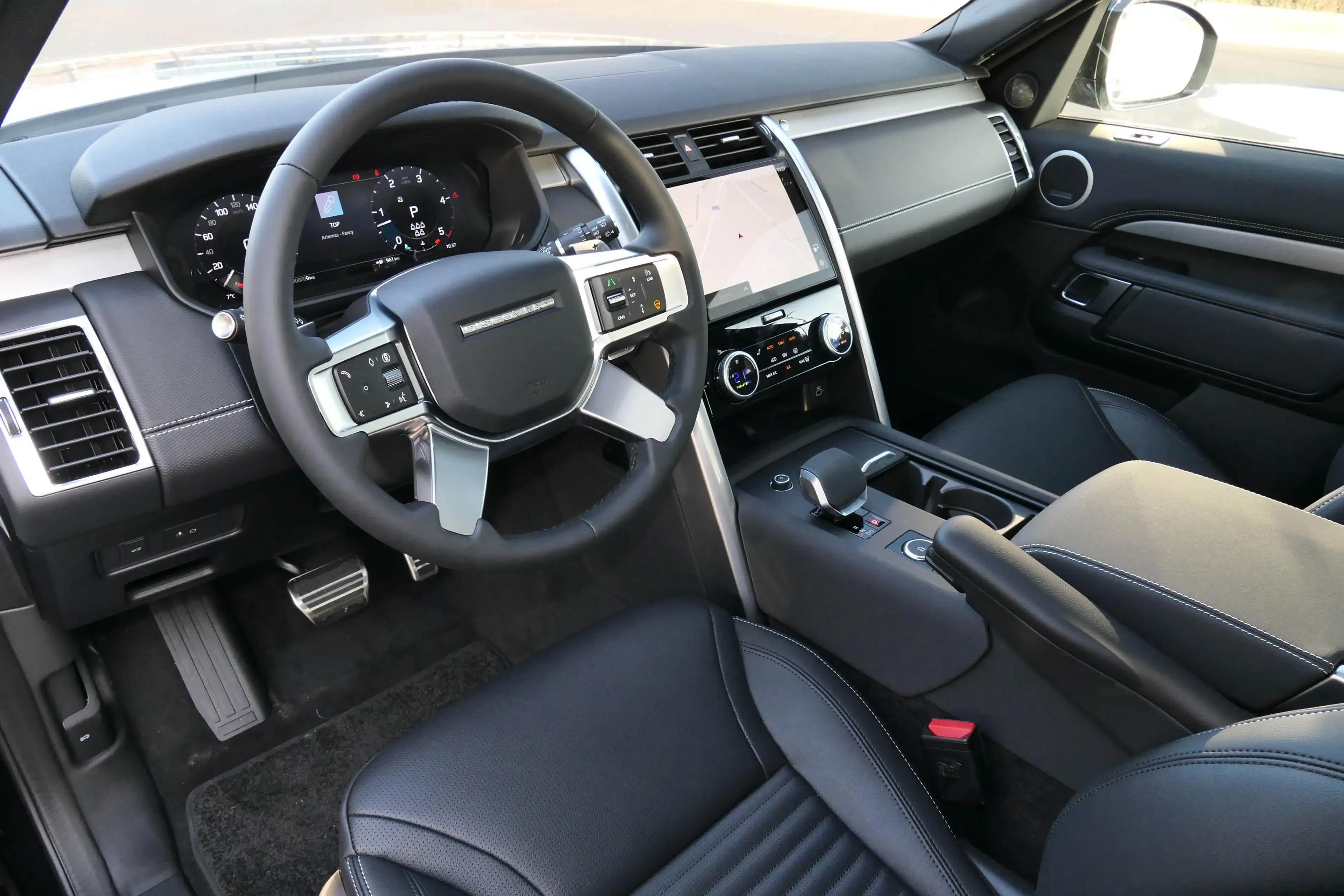 Land Rover Discovery D250 Dynamic SE AWD Auto. 25MY — photo 10