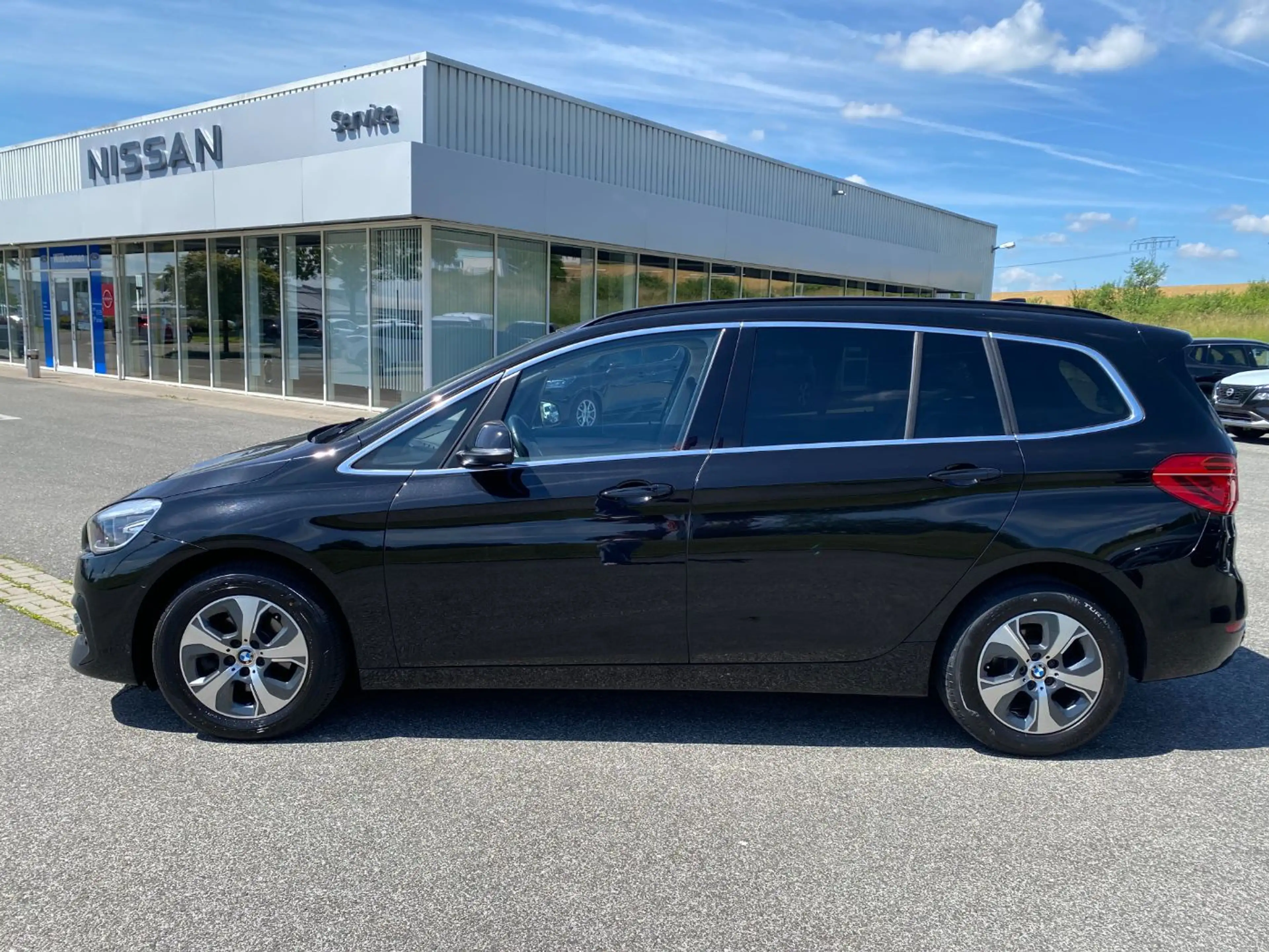 BMW 216 i Gran Tourer  LuxuryLine LED+Navi+Pano+7Sitze — photo 4