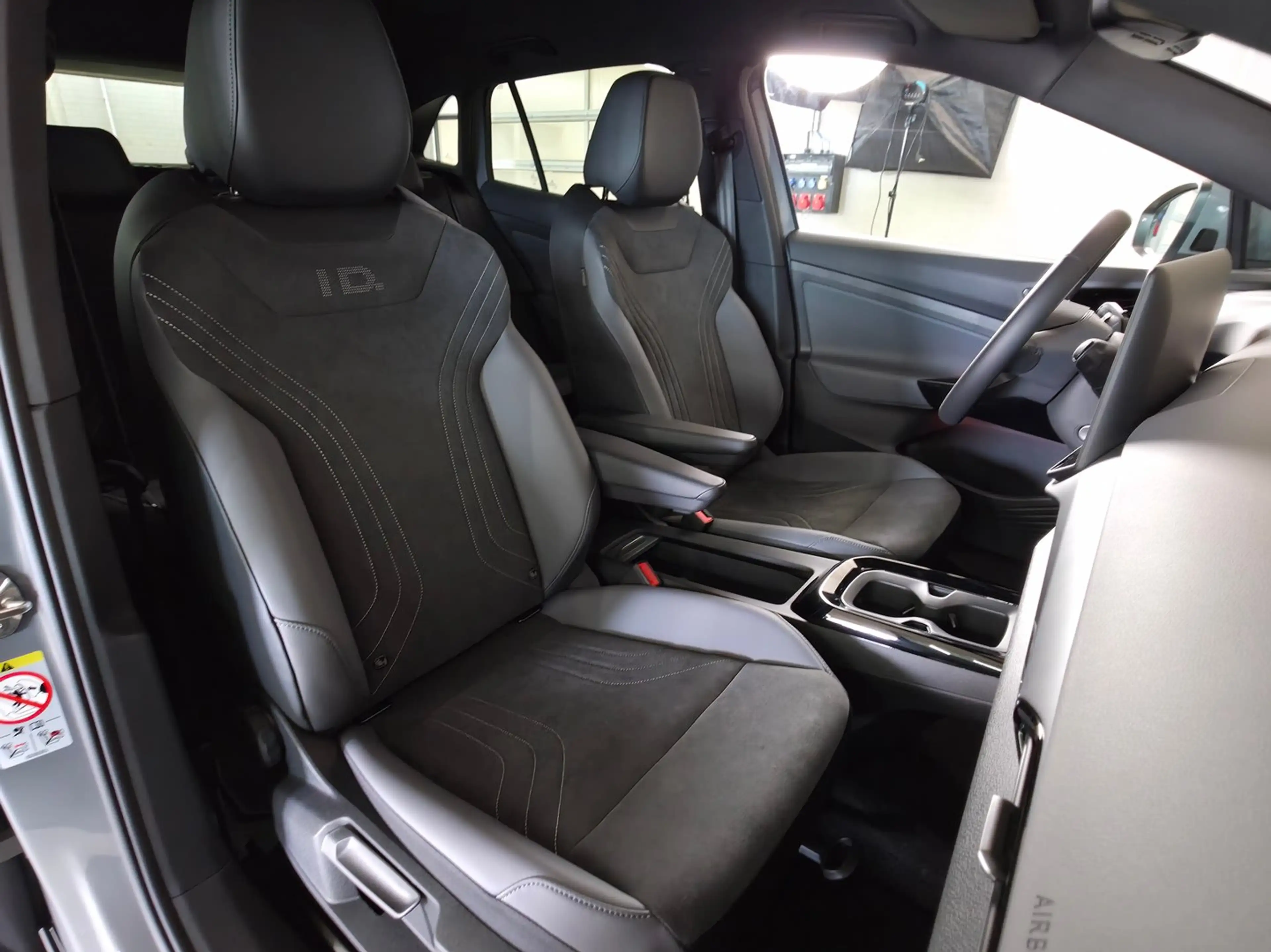Volkswagen ID.4 Pro 210 kW Business — photo 15