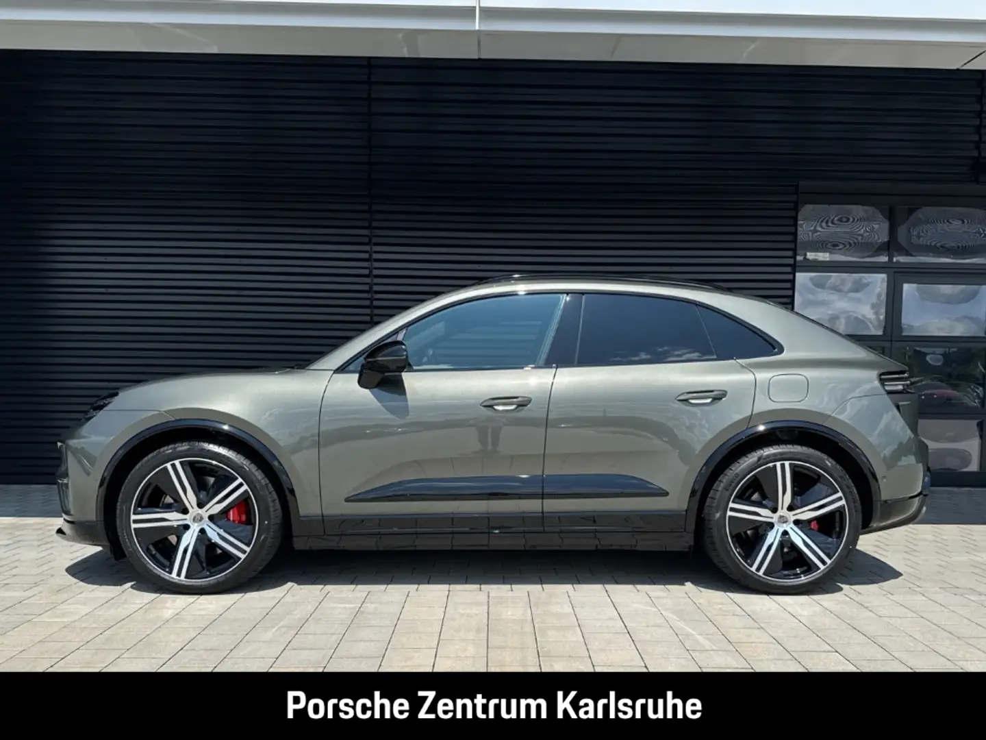 Porsche Macan Turbo BOSE Luftfederung LED-Matrix Grün - 2