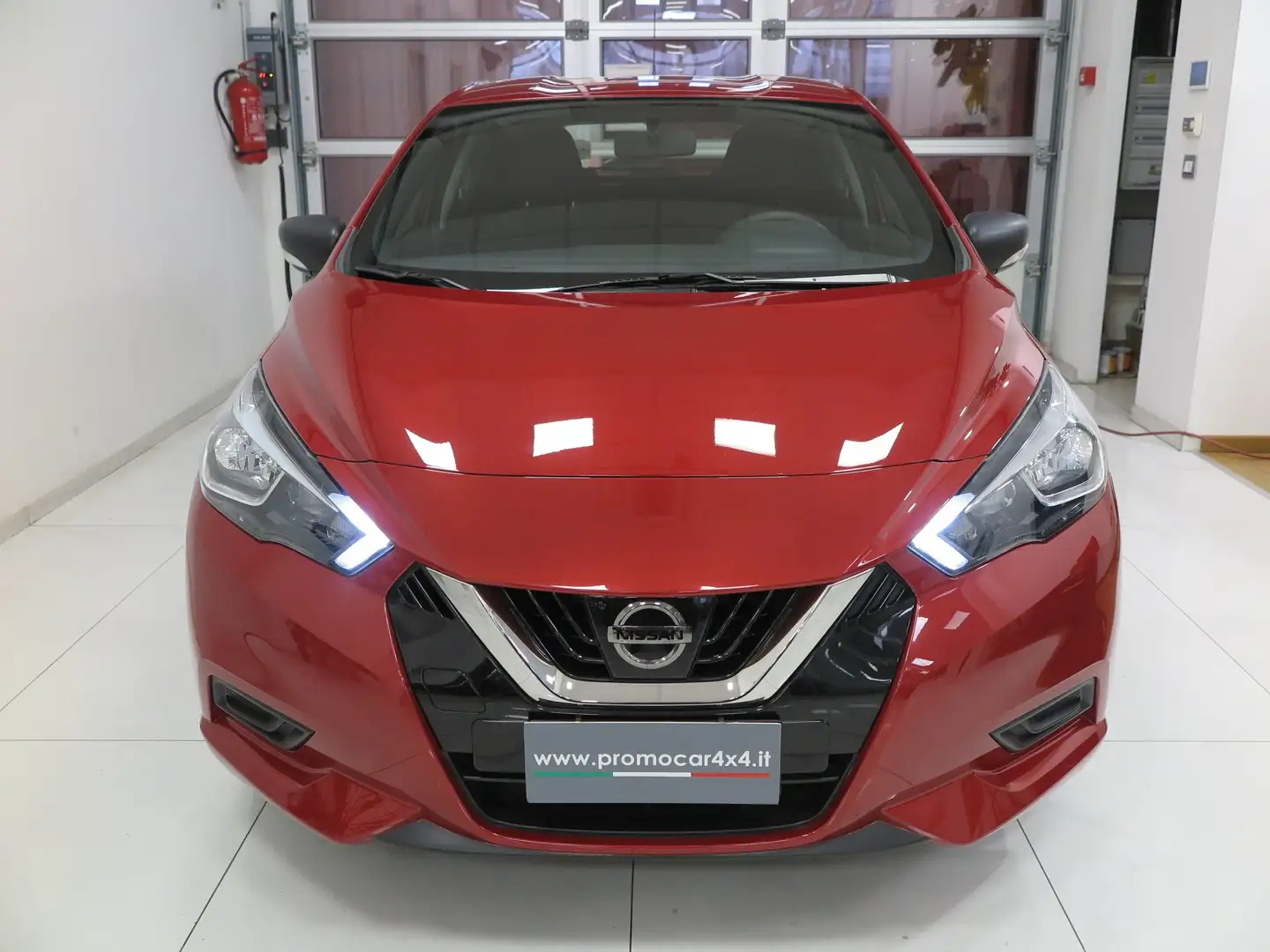 Nissan Micra 1.0 Visia 71cv  "Ottime condizioni" Rosso - 2