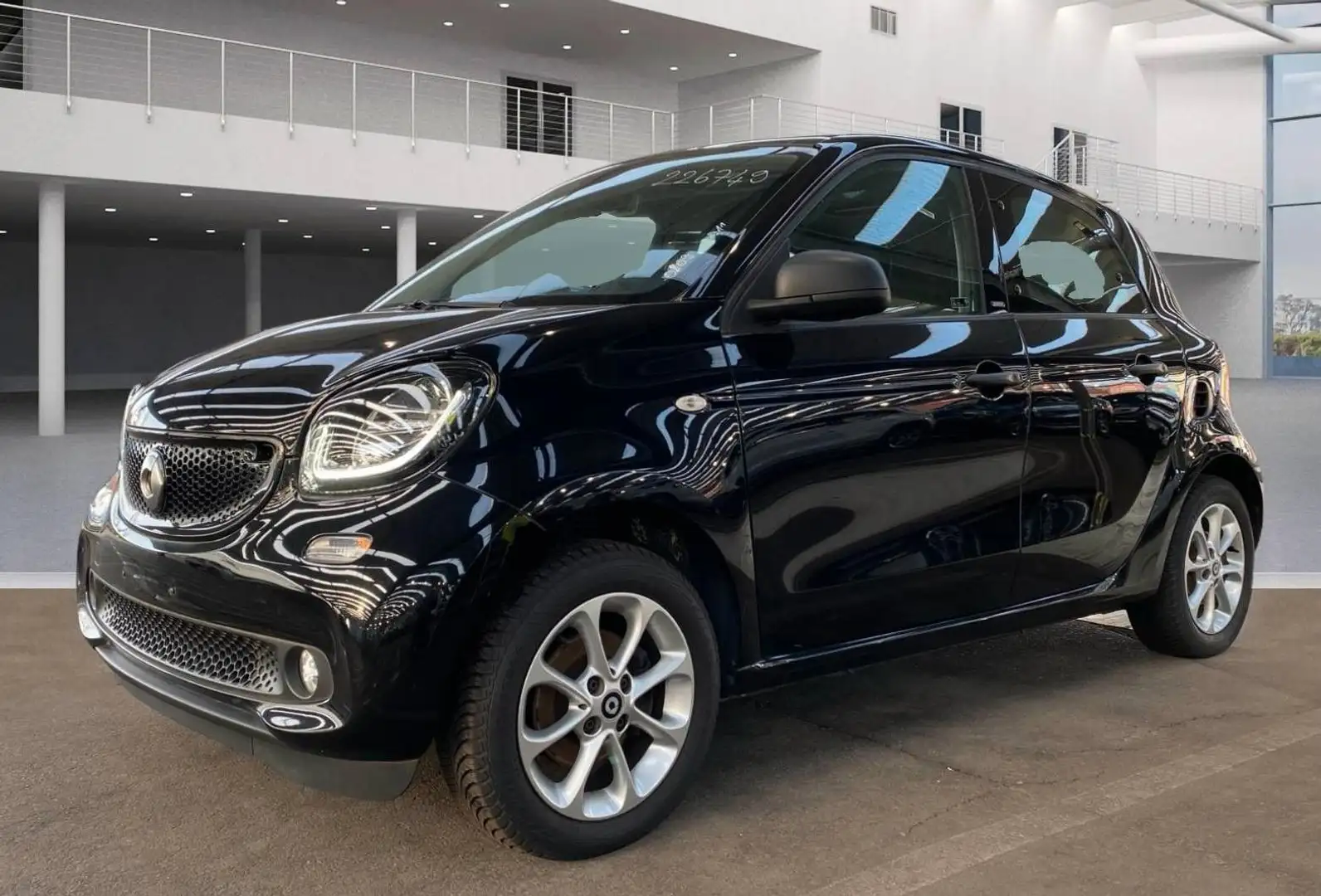 smart forFour 0.9 Turbo Passion PANORAMA|COOL & AUDIO Noir - 1