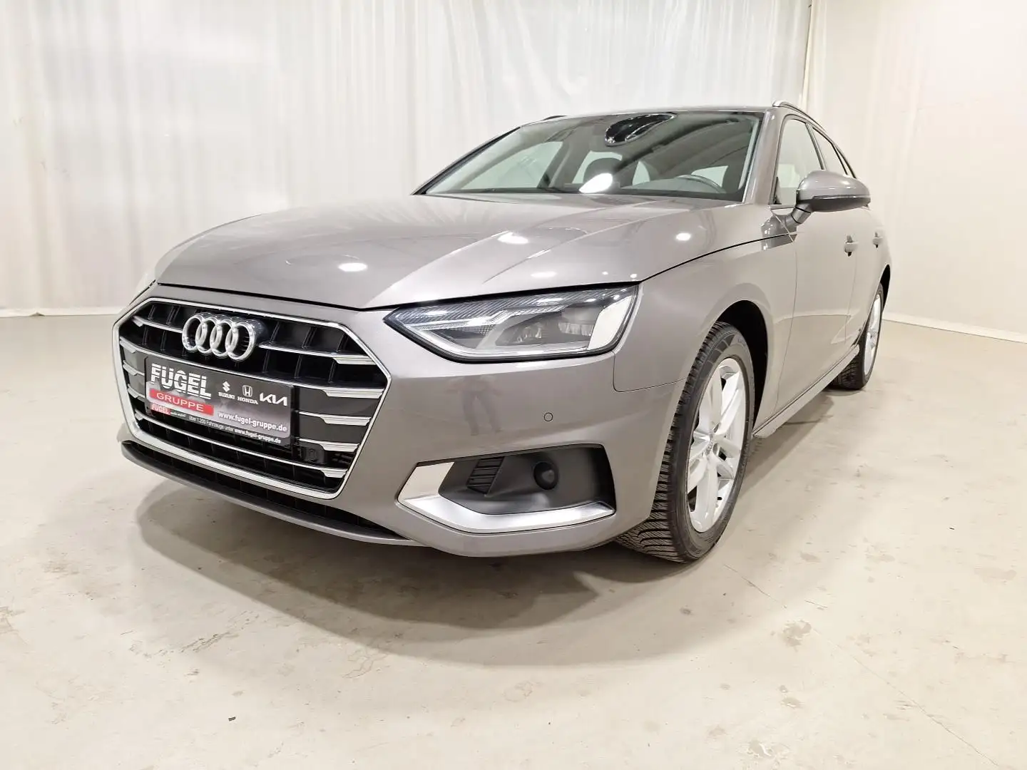 Audi A4 2.0 TFSI 40 advanced S tronic LED|Navi|SHZ|Klimaau Grau - 2