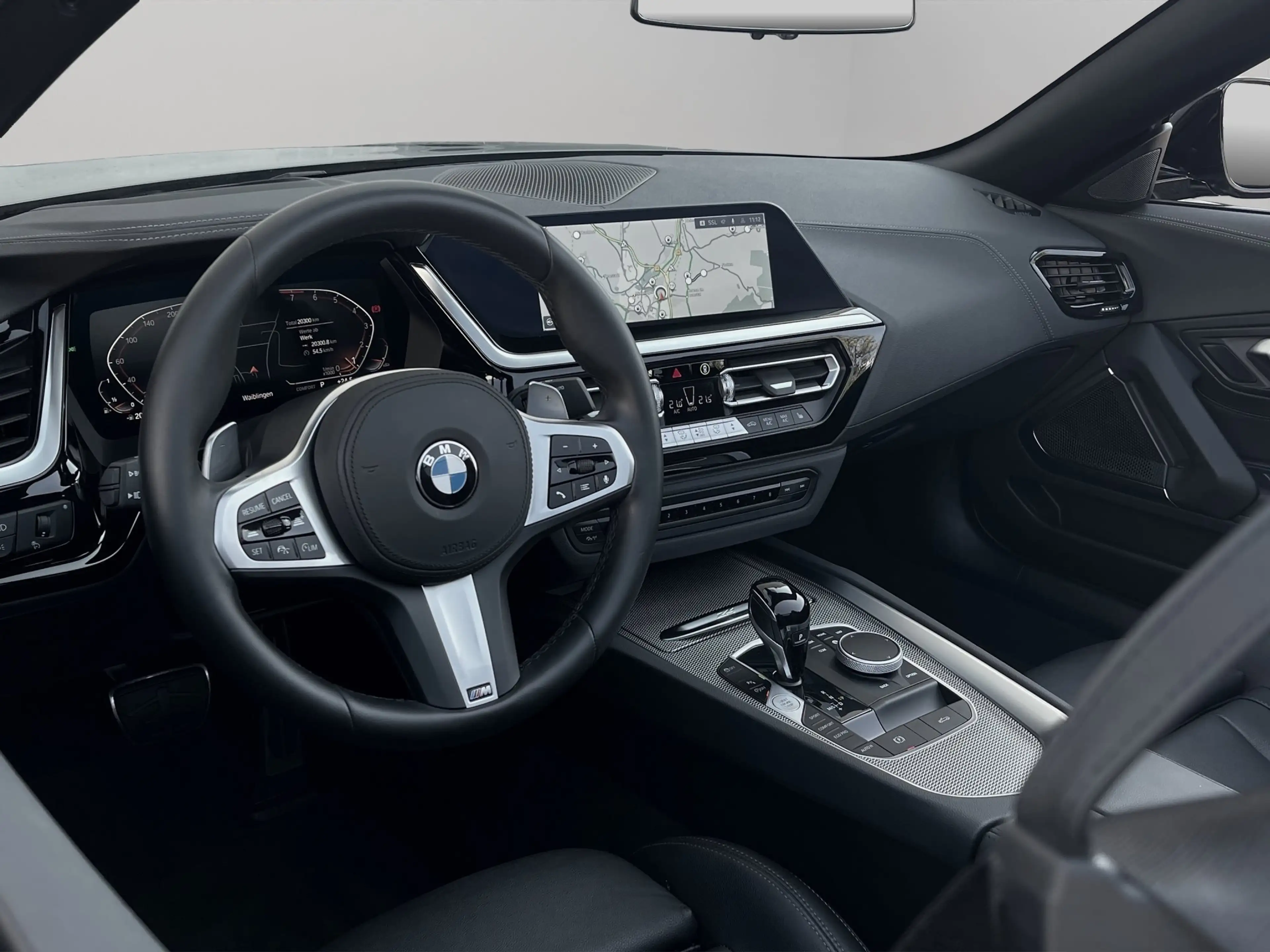 BMW Z4 sDrive30i — photo 7