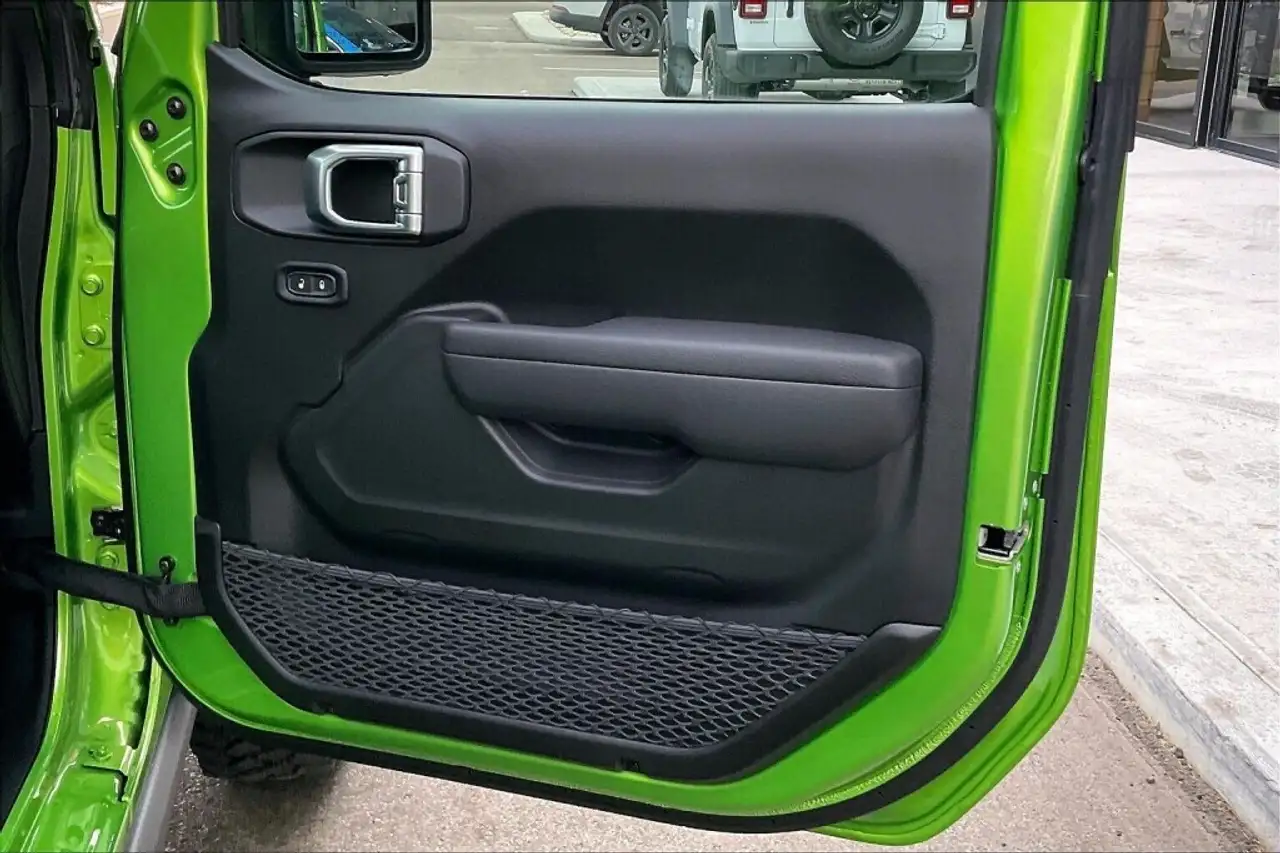 Jeep Gladiator photo Jeep Gladiator