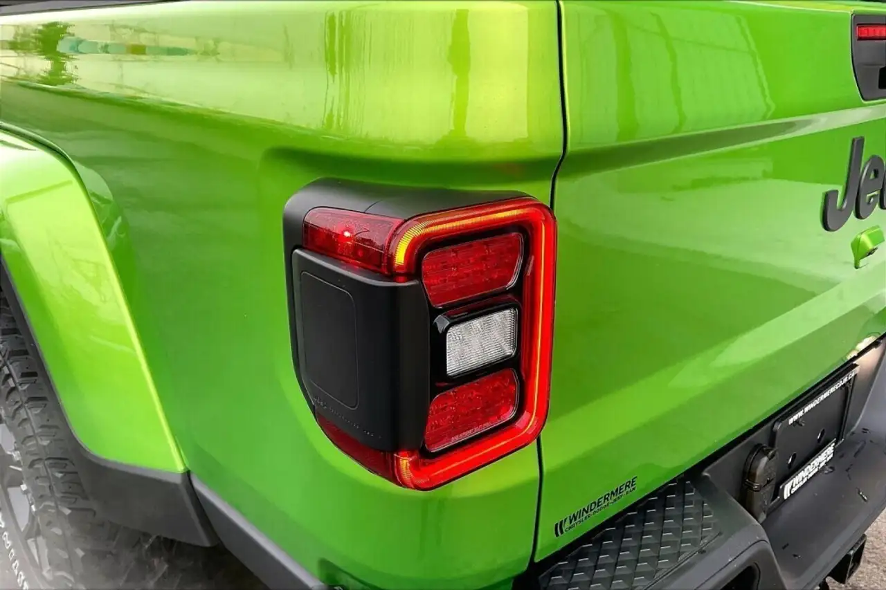 Jeep Gladiator снимка Jeep Gladiator