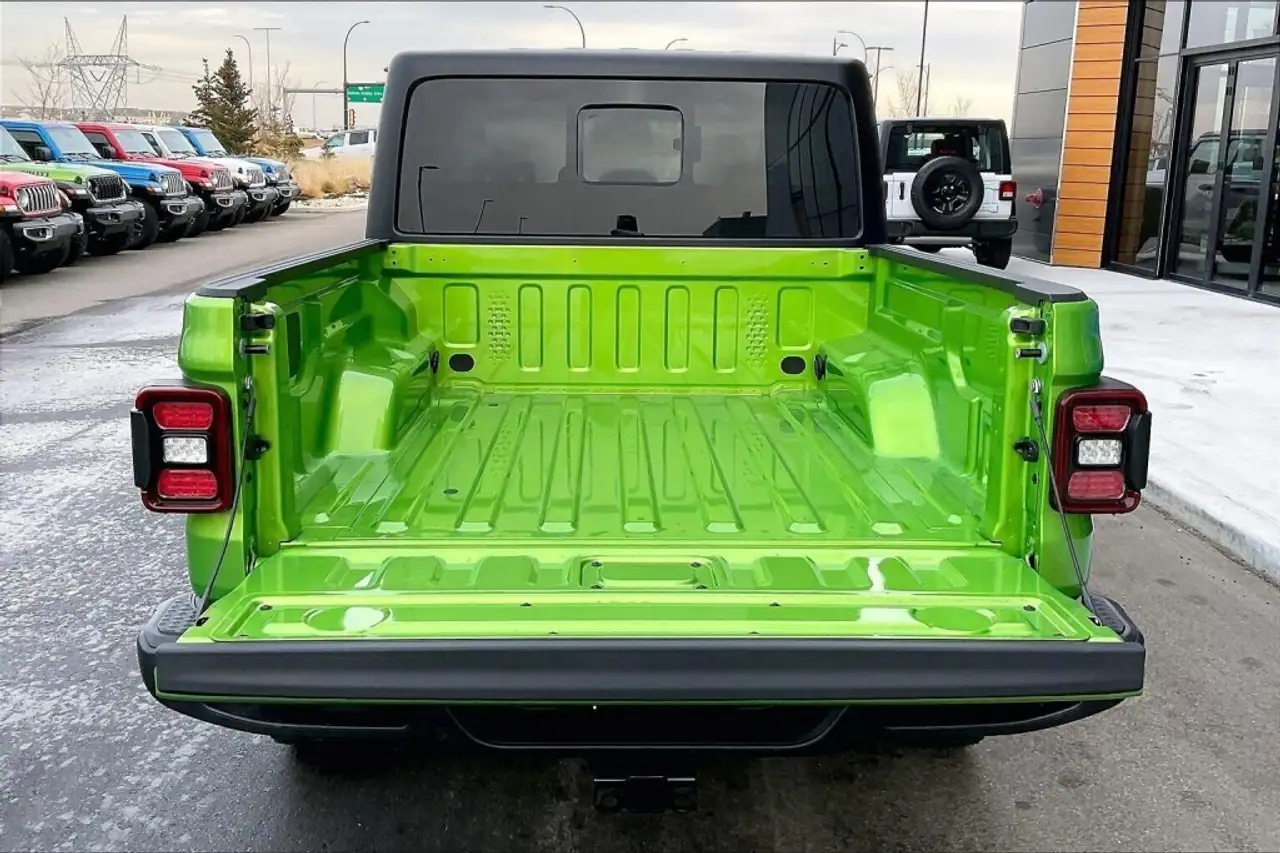 Jeep Gladiator photo Jeep Gladiator