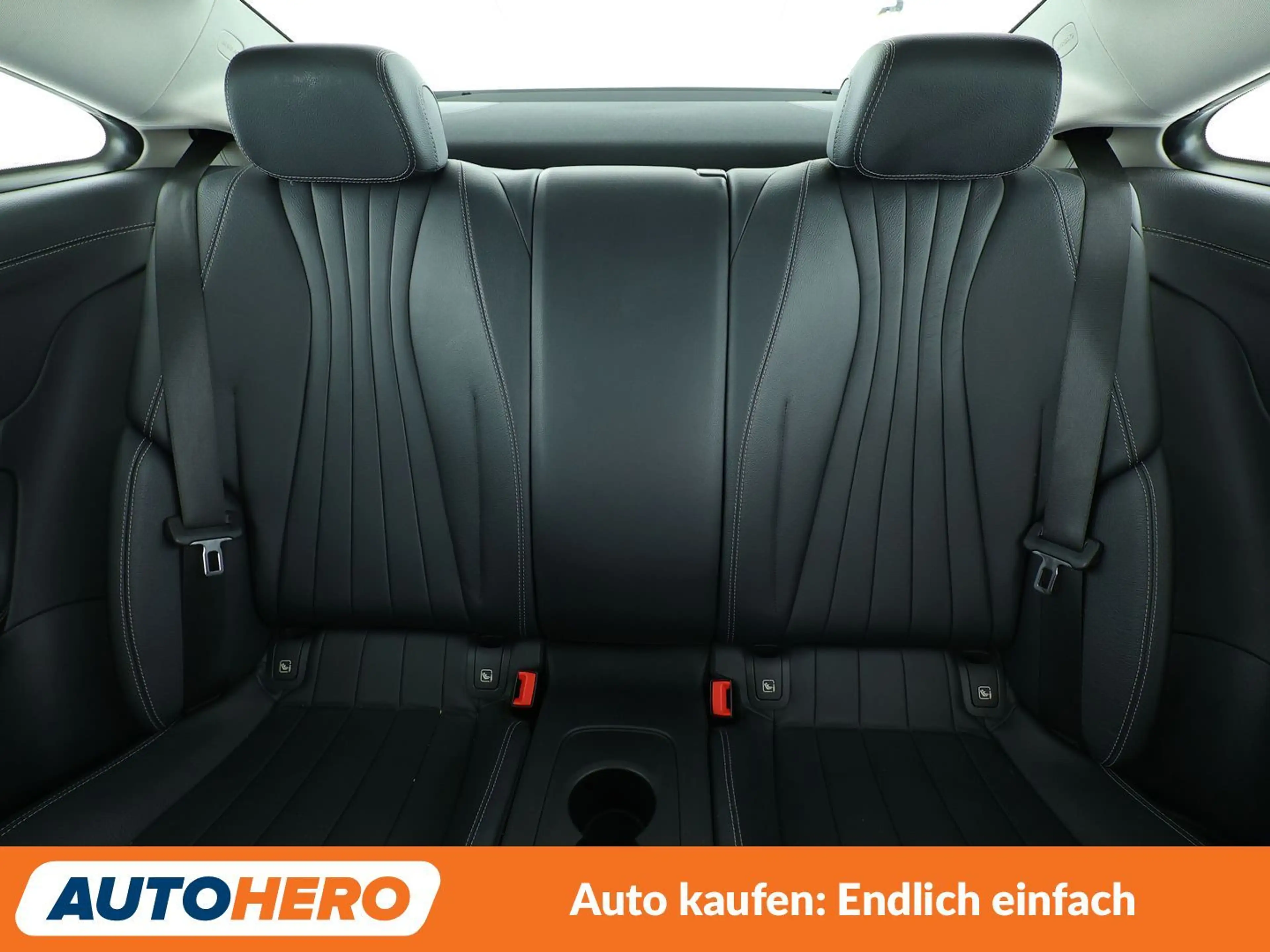 Mercedes-Benz E 300 Avantgarde Aut.*NAVI*PDC*TEMPO*SHZ* — photo 15