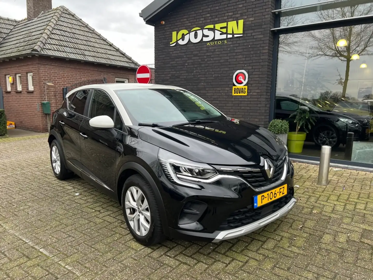 Renault Captur 1.0 TCE INTENS Чорний - 1