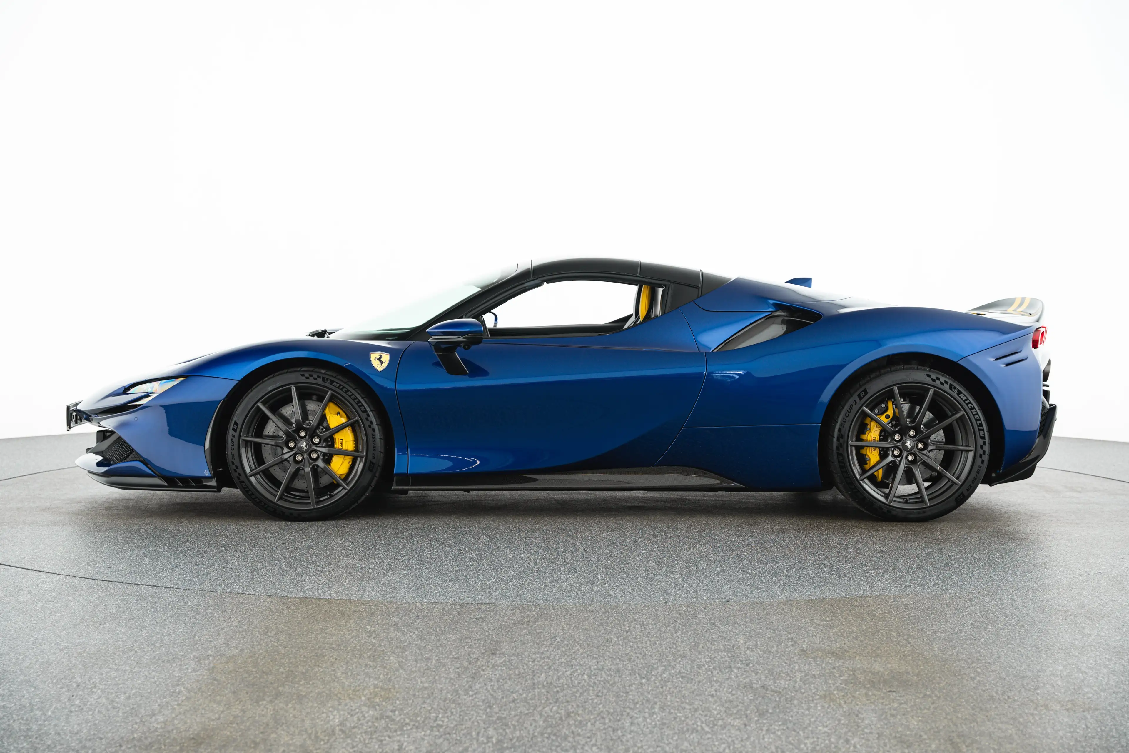 Ferrari SF90 Spider SF90 Spider PHEV 7,9kWh F1-DCT — photo 8