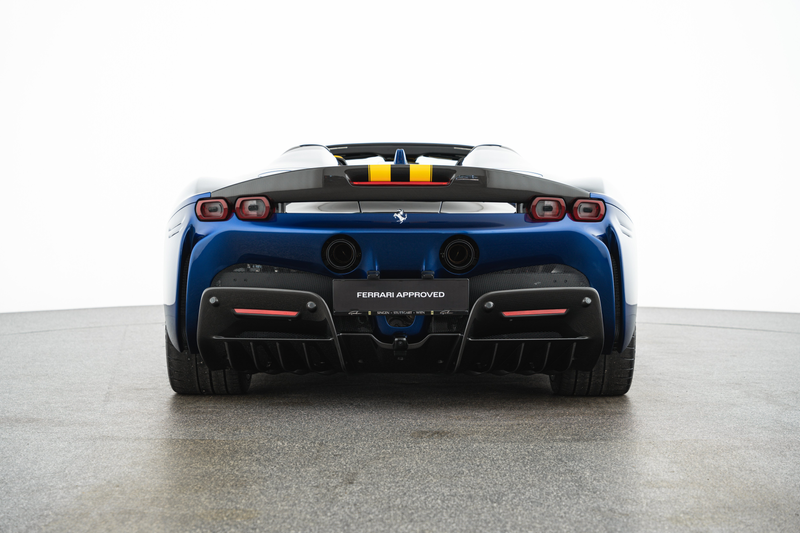 Ferrari SF90 Spider SF90 Spider PHEV 7,9kWh F1-DCT — photo 6