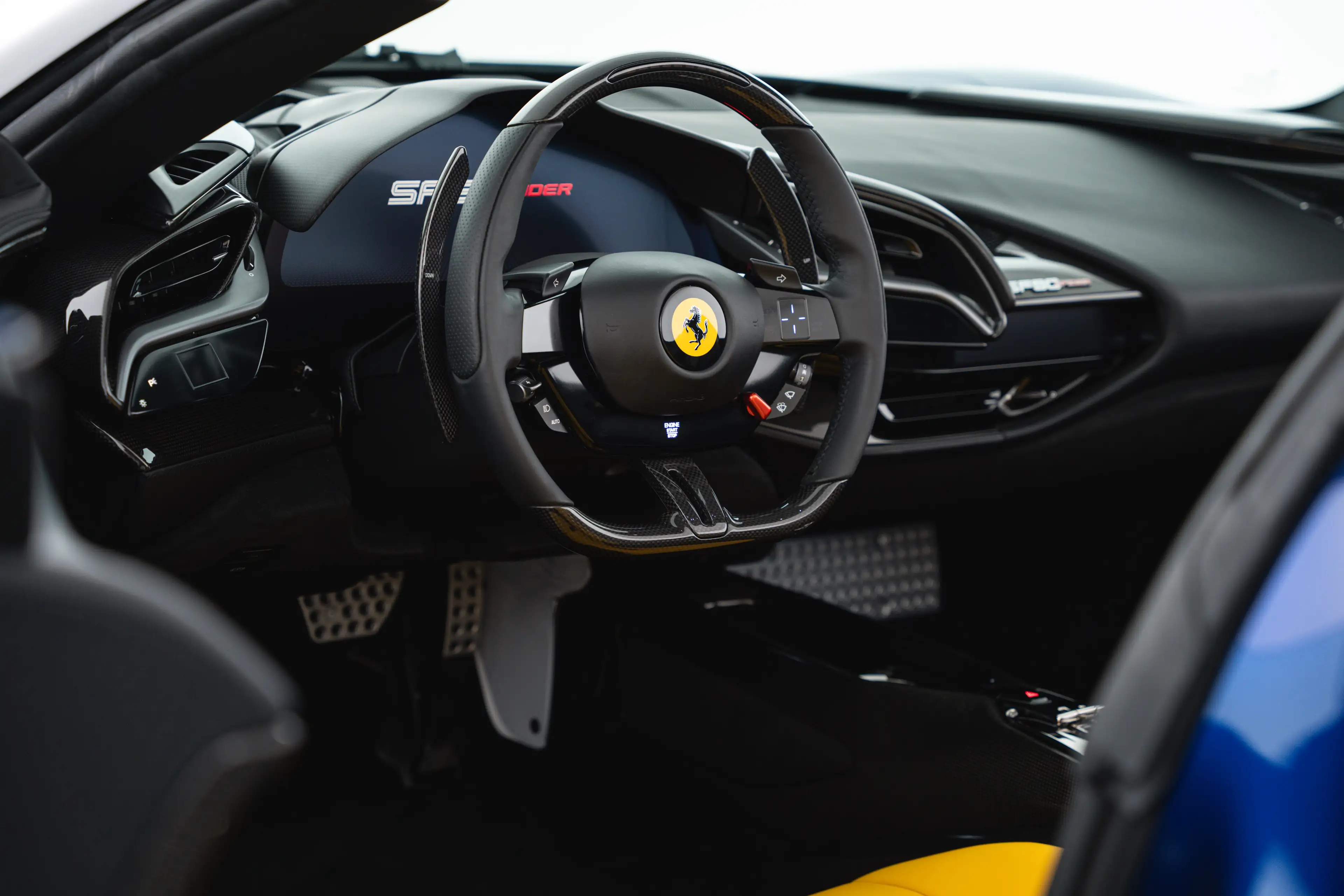 Ferrari SF90 Spider SF90 Spider PHEV 7,9kWh F1-DCT — photo 15