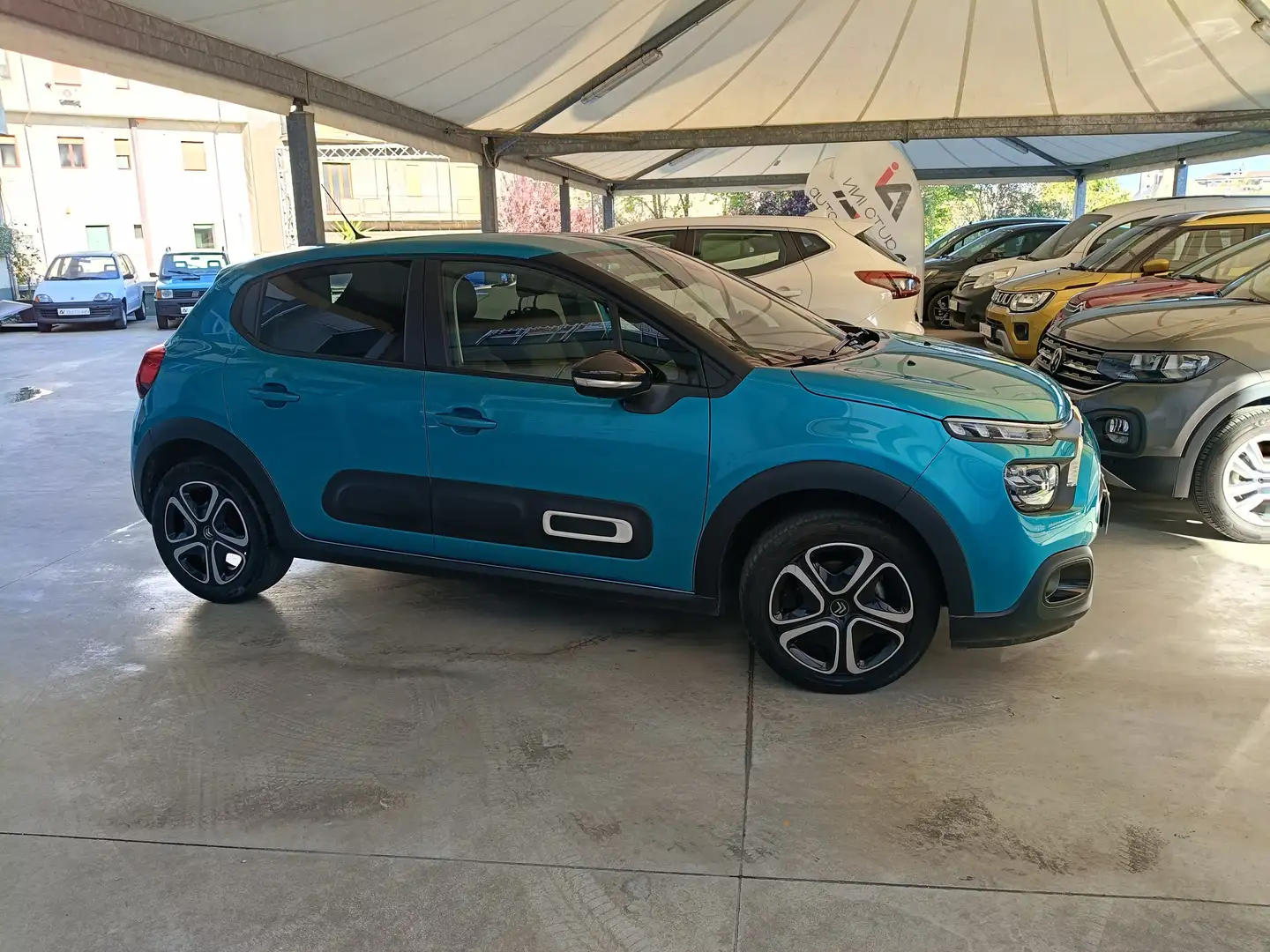 Citroen C3 1.2  Feel PACK  06/2021 (navi e sensori) Bleu - 2