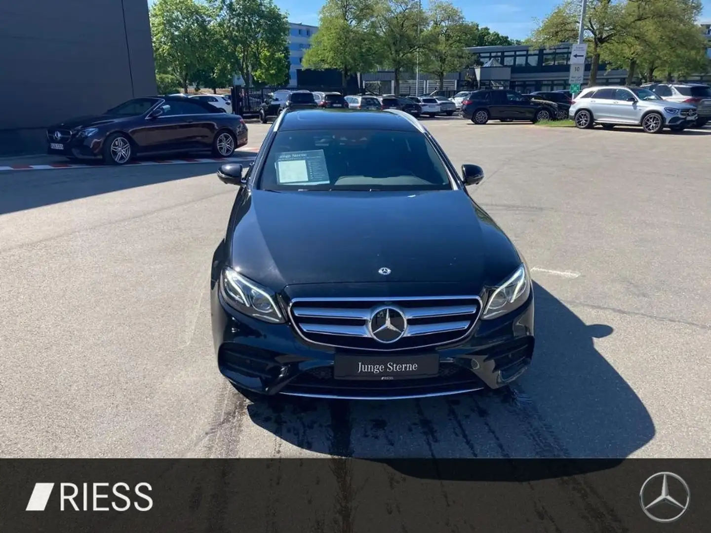 Mercedes-Benz E 300 de T AMG 360 SHD MULTI DISTR WIDE COMAND Negro - 2