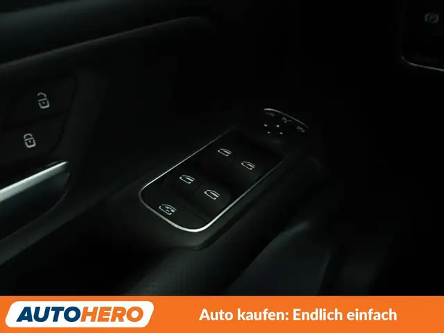 Mercedes-Benz GLB view 27