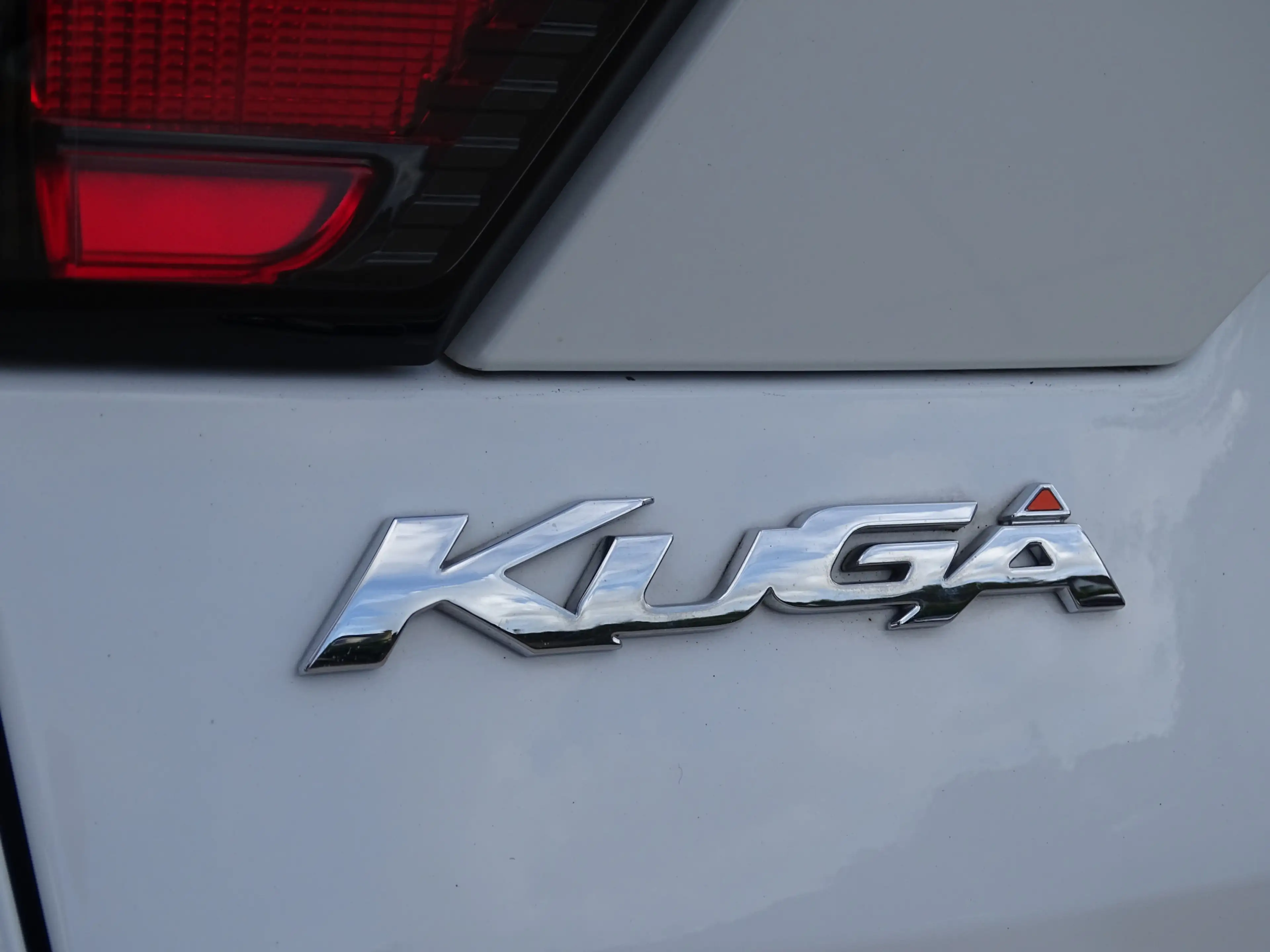 Ford Kuga 1.5 EcoBoost ST Line — photo 11