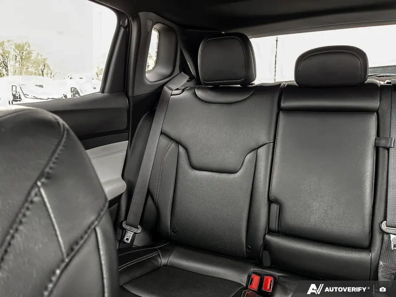 Jeep Compass снимка Jeep Compass