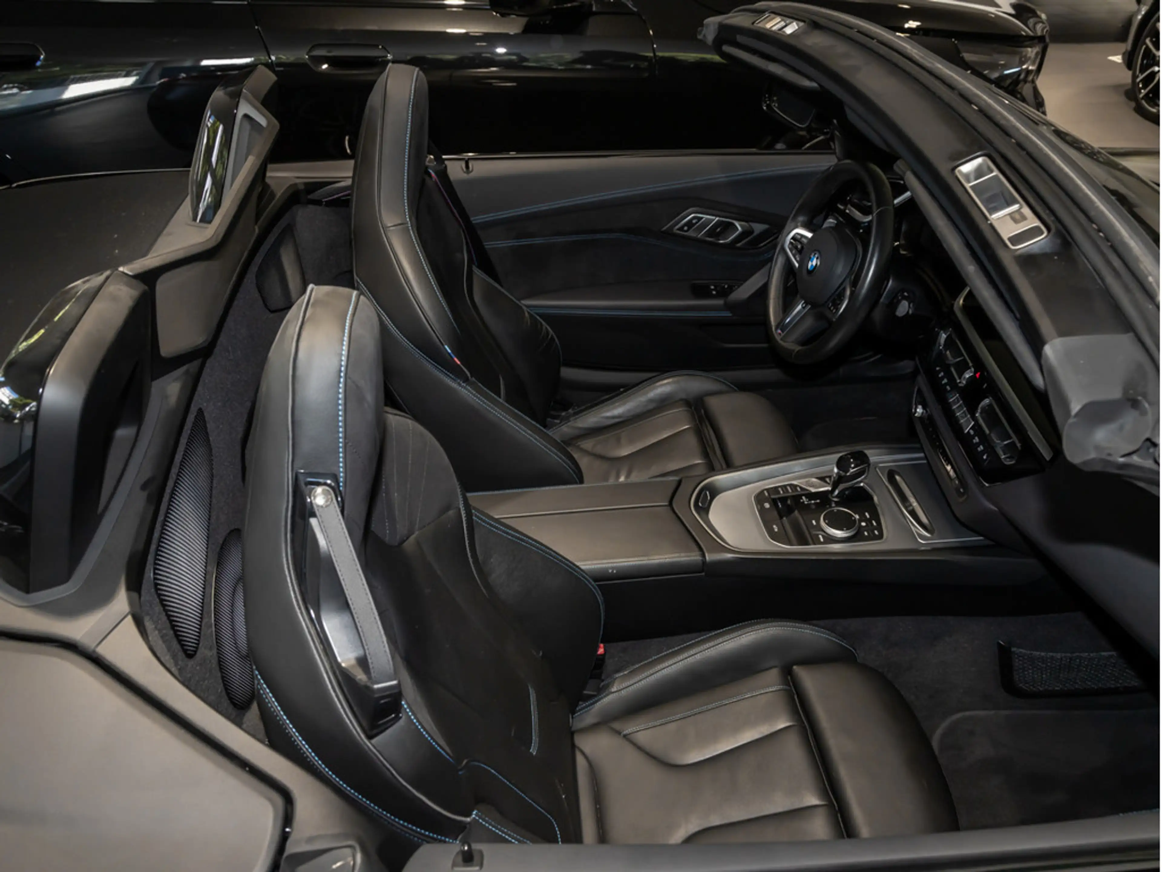 BMW Z4 sDrive 20i M-Sport HUD LED W-LAN NAVI SHZ — photo 9