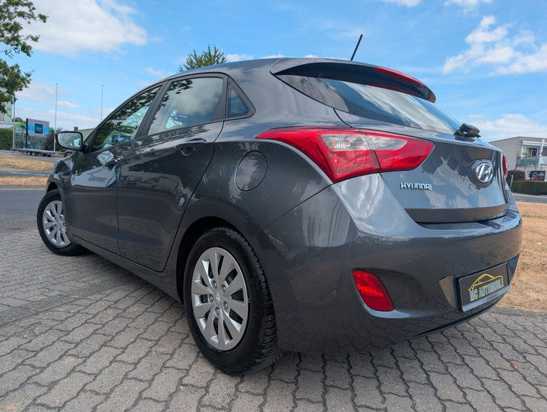 Hyundai i30 blue Trend*1-HAND*KLIMA*KAMERA*PDC*NAVI !! — photo 4