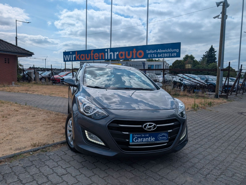 Hyundai i30 blue Trend*1-HAND*KLIMA*KAMERA*PDC*NAVI !!
