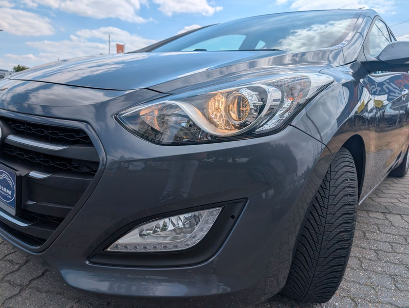 Hyundai i30 blue Trend*1-HAND*KLIMA*KAMERA*PDC*NAVI !! — photo 9