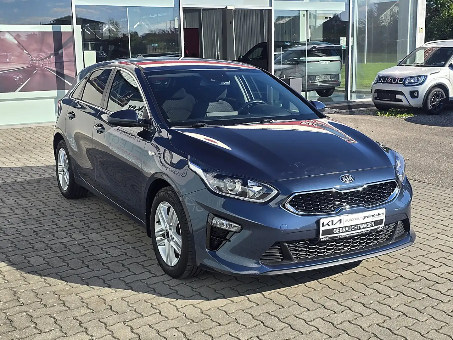 Kia Ceed / cee'd ceed 1,6 CRDi ISG Silber Blau - 2
