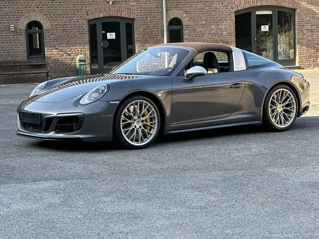 Porsche 991 911 Targa 4 GTS KERAMIK PCCB*LIFTSYSTEM*BOSE*PDDC*