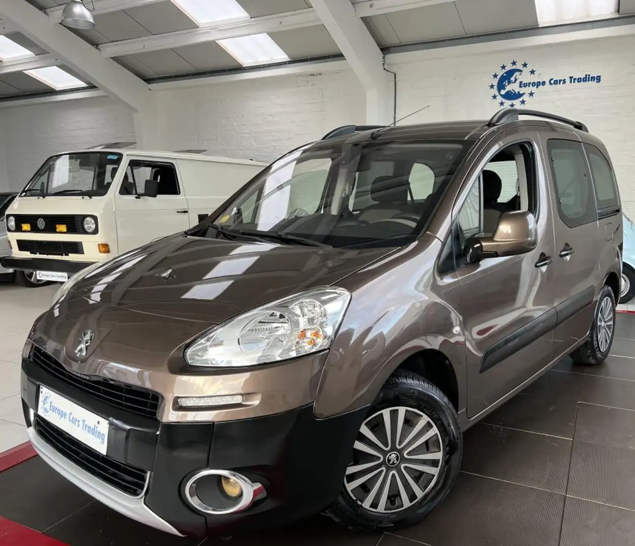 Peugeot Partner TEPEe 1.6 eHDI 92CH DISTRIB OK 1ÈRE MAIN GAR12M - 1