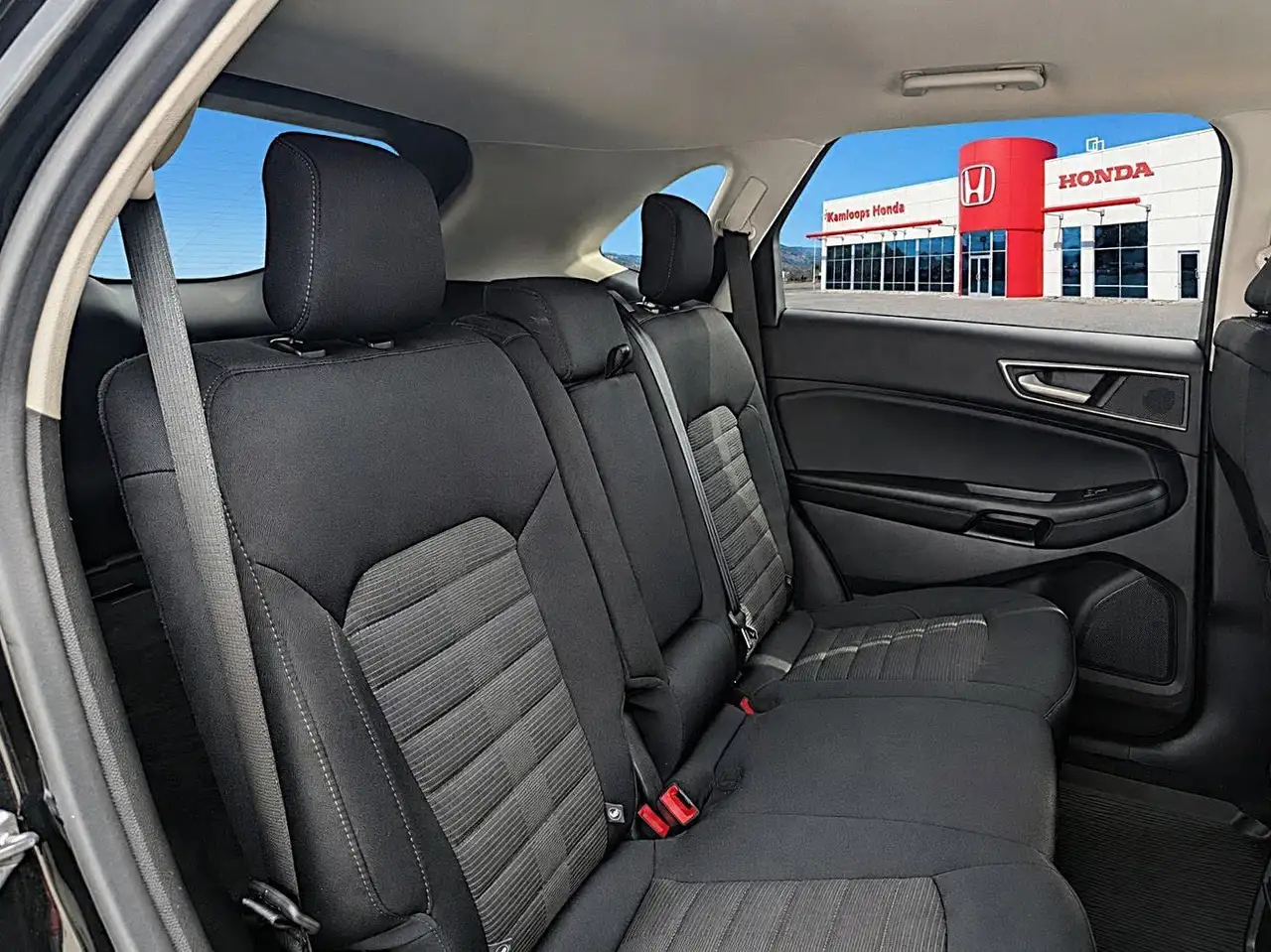 Ford Edge снимка Ford Edge