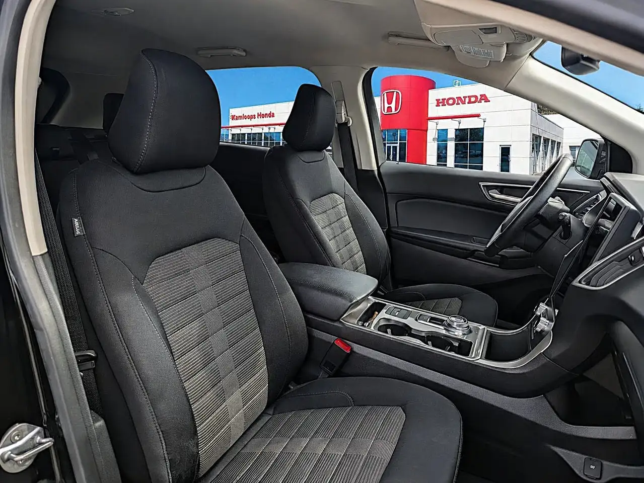 Ford Edge снимка Ford Edge