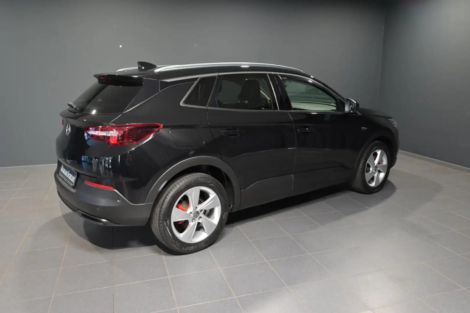 Opel Grandland X 1.5 D Ultimate 2xKlima 360 Bel.Sitz Schwarz - 2