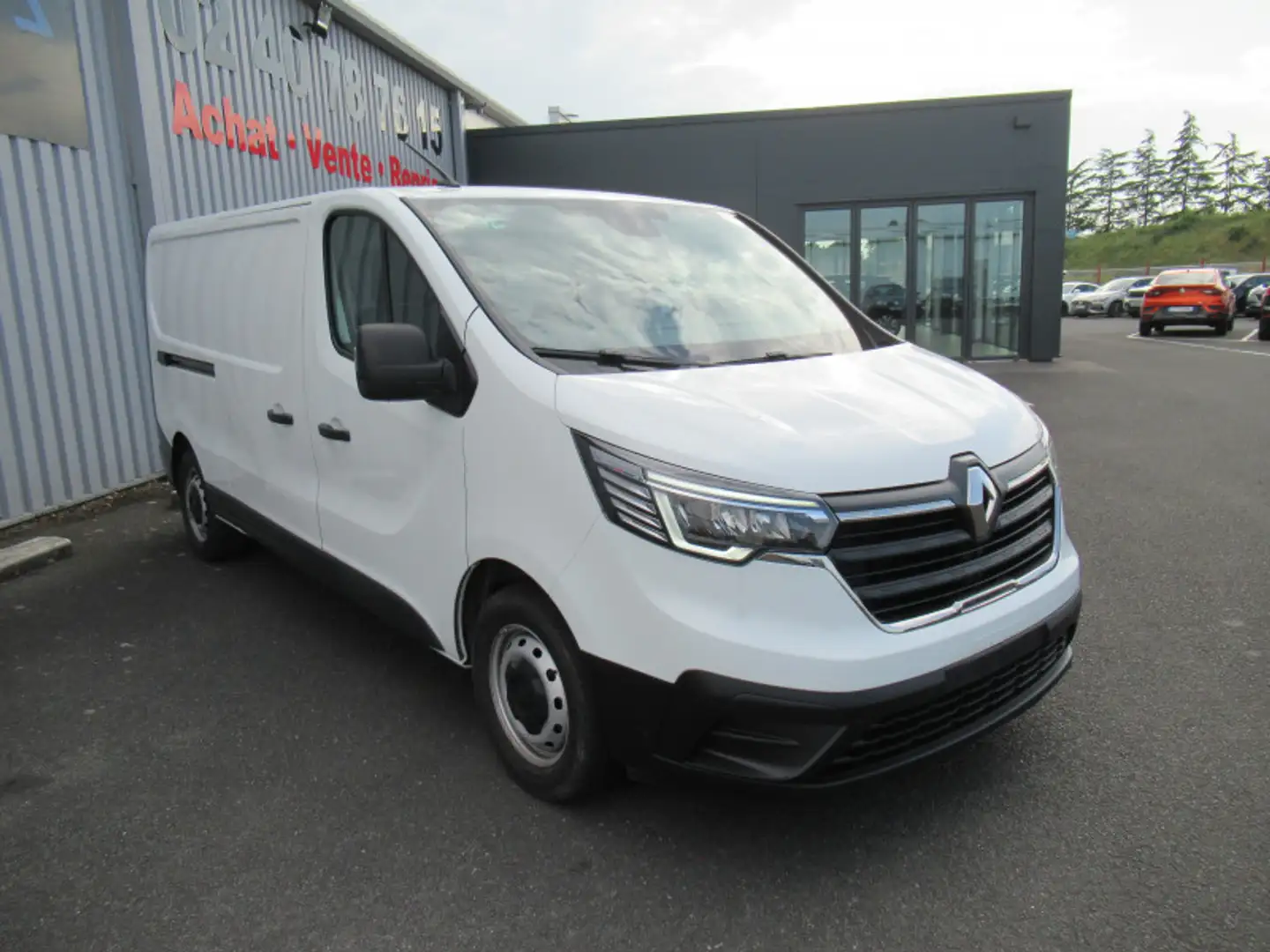 Renault Trafic L2H1 3T 2.0 BLUE DCI 130CH CONFORT Blanc - 2