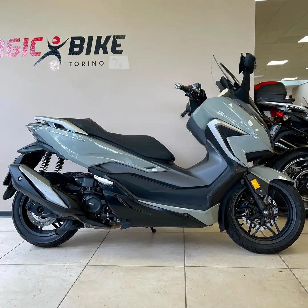 Honda Forza 350 - 2