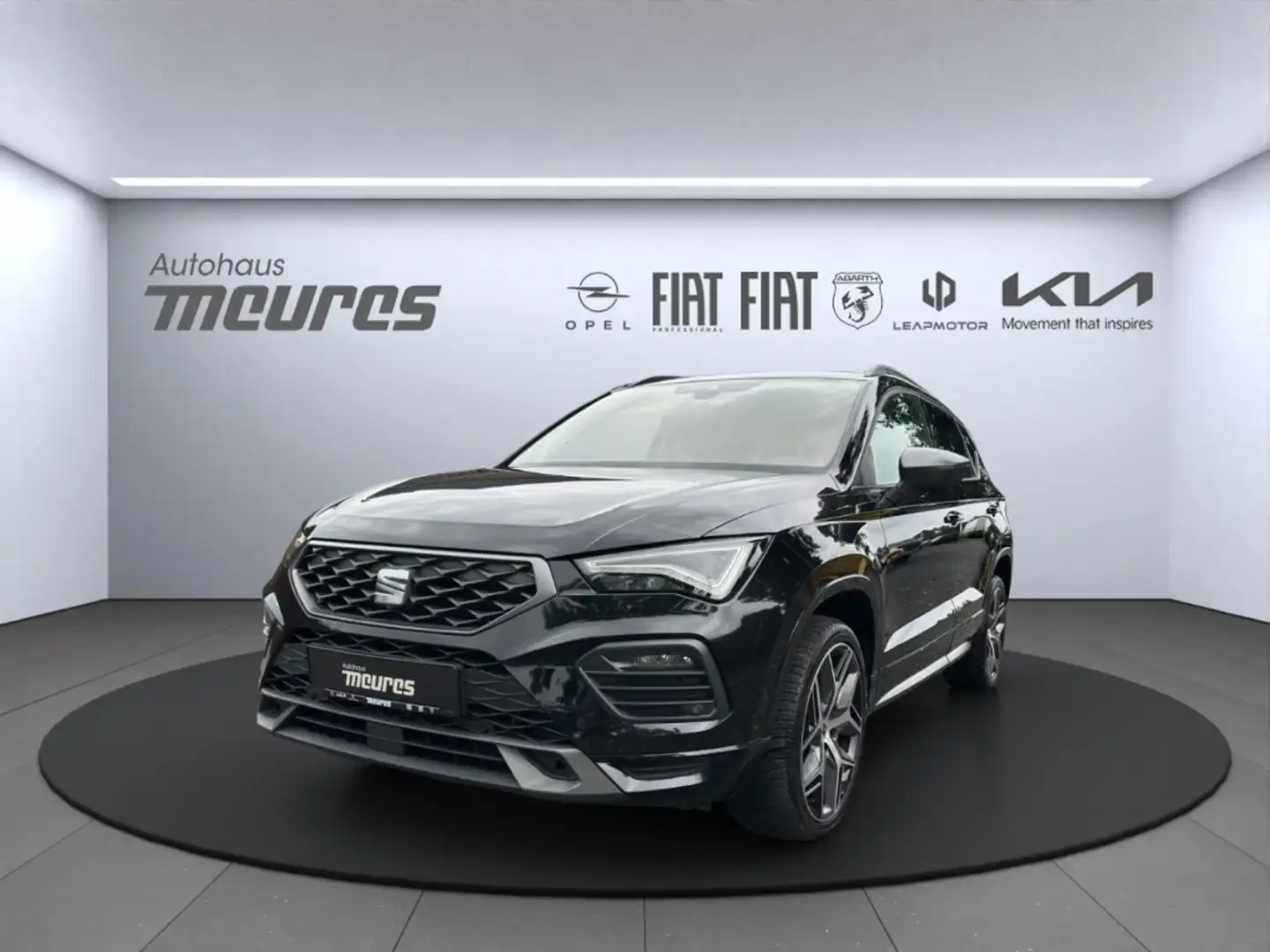 SEAT Ateca FR 2.0 TDI Navi El. Heckklappe Klimaautom Keyless Zwart - 1