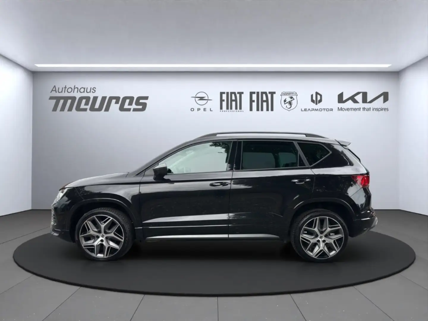 SEAT Ateca FR 2.0 TDI Navi El. Heckklappe Klimaautom Keyless Zwart - 2