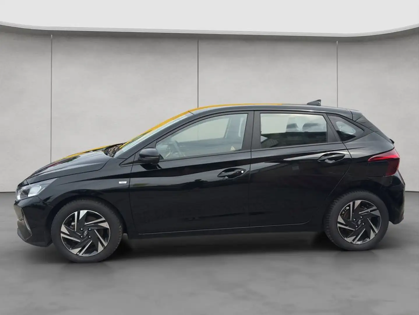 Hyundai i20 1.0 T-GDI 48V-Hybrid DCT Trend Black - 2