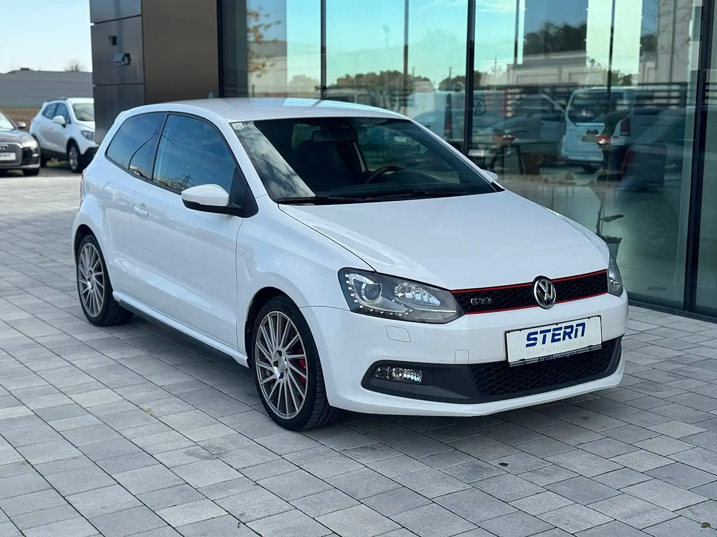 Volkswagen Polo GTI 1,4 DSG *STOFFSITZE* Blanc - 1