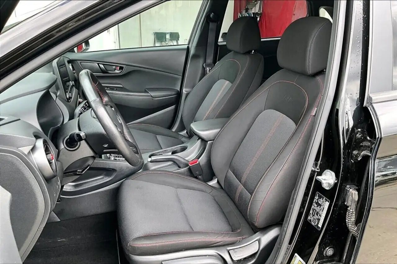 Hyundai KONA снимка Hyundai KONA