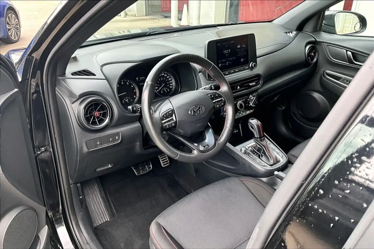 Hyundai KONA снимка Hyundai KONA