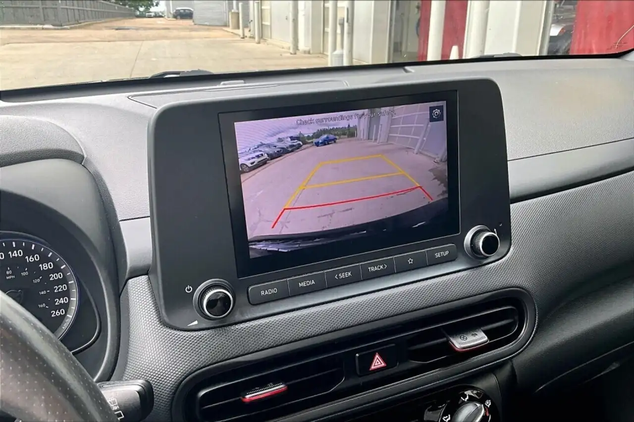Hyundai KONA снимка Hyundai KONA