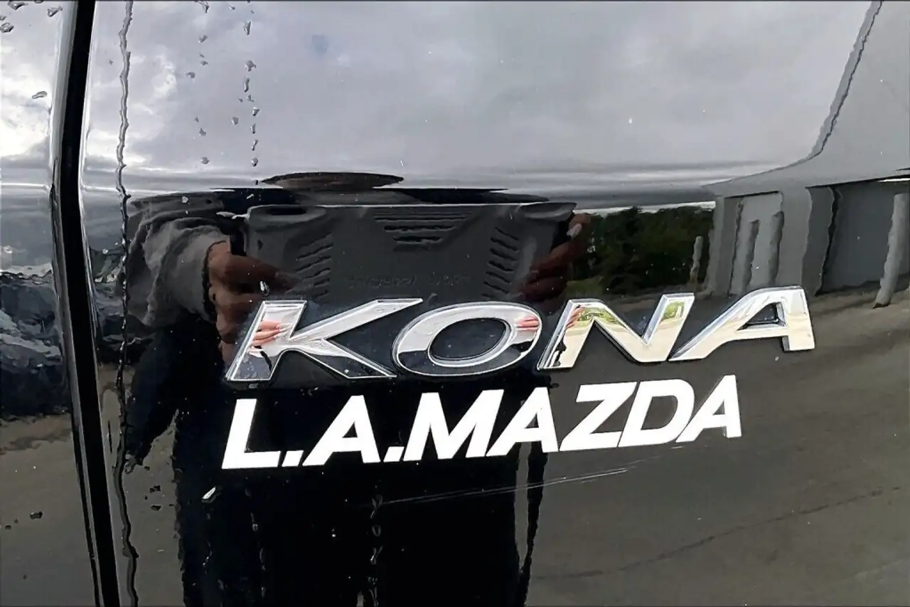 Hyundai KONA снимка Hyundai KONA