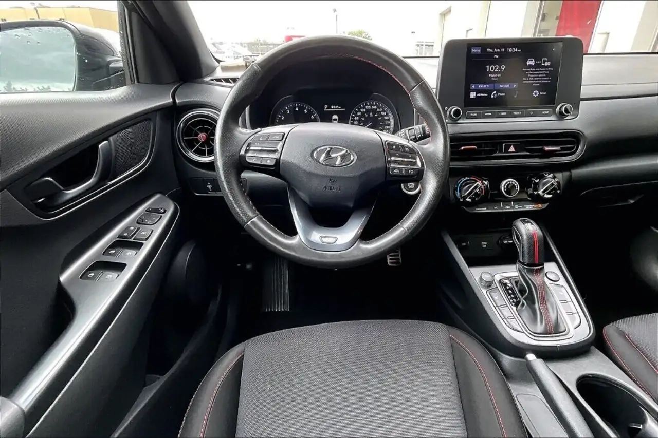 Hyundai KONA снимка Hyundai KONA