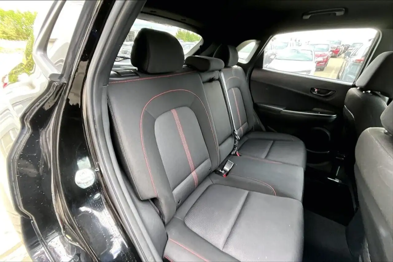 Hyundai KONA снимка Hyundai KONA