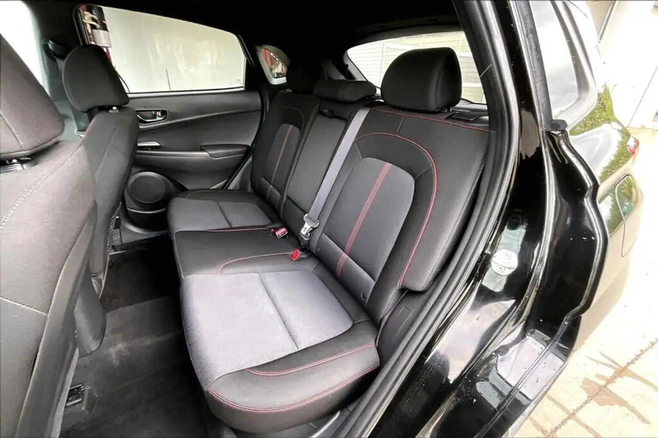 Hyundai KONA снимка Hyundai KONA