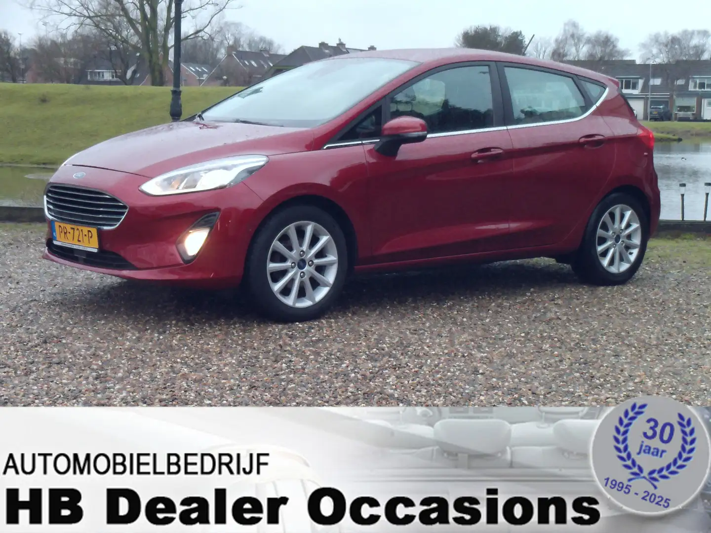 Ford Fiesta 1.0 EcoBoost Titanium - Airco - Navigatie - 6 Bak Rot - 1