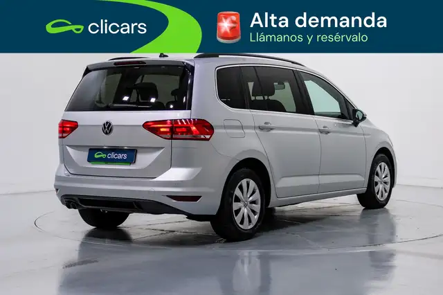 Volkswagen Touran view 5
