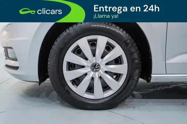 Volkswagen Touran view 11