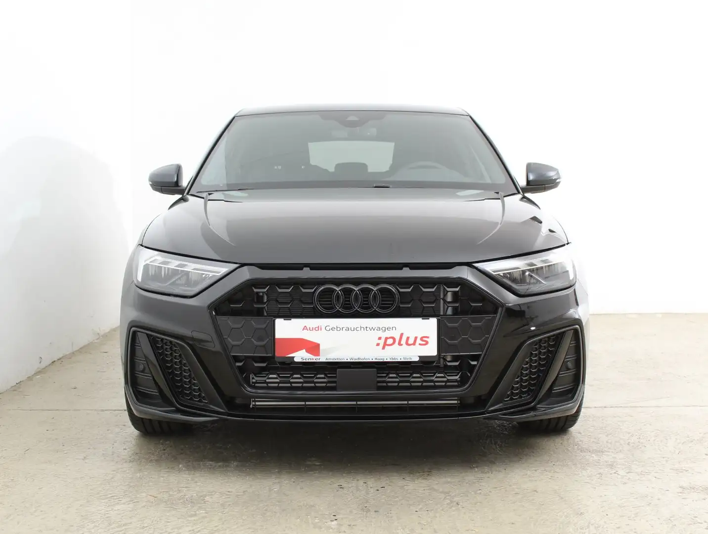 Audi A1 40 TFSI S line exterieur Schwarz - 2
