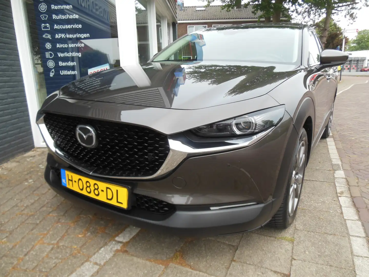Mazda CX-30 2.0 e-SkyActiv-X M Hybrid Luxury 12 maanden Bovag Braun - 1