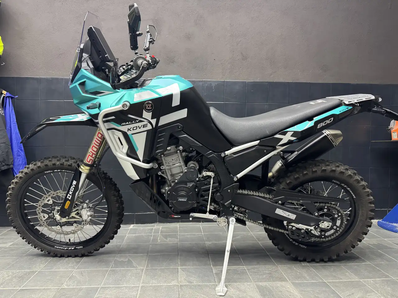 Kove 800X